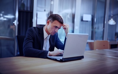 La ingenierĆa social detrĆ”s del phishing: las emociones como nuevo blanco de los ciberdelincuentes